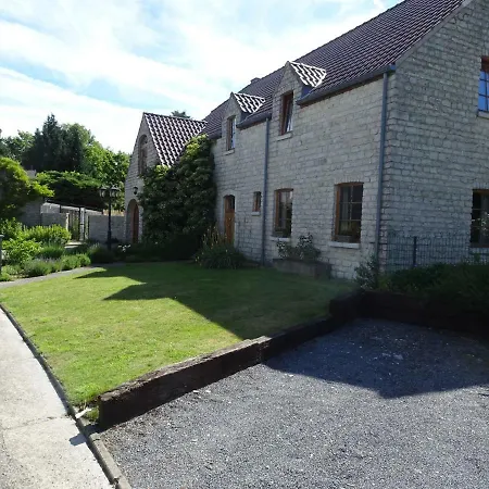 Le De Saint Antoine Homestay *